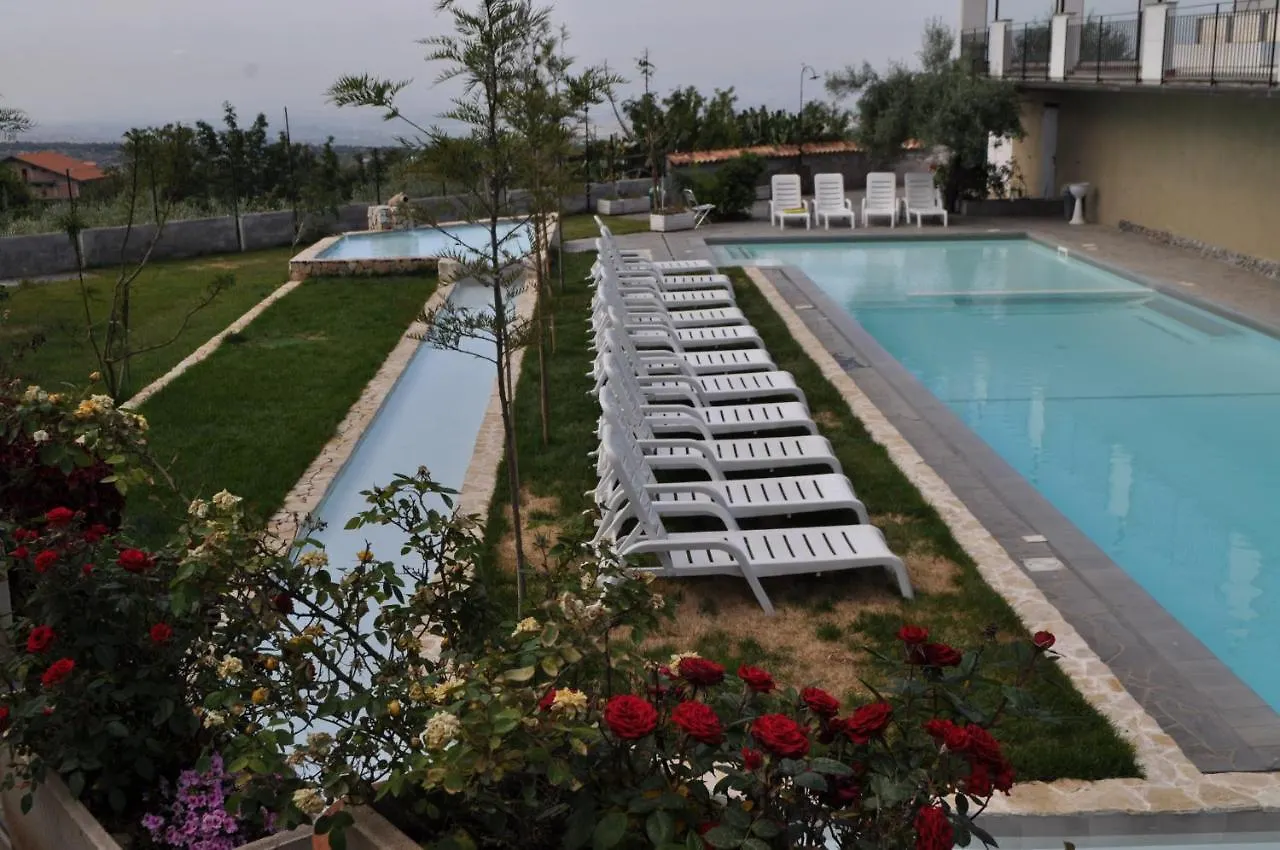 Croce Vallone Agrihotel Biancavilla