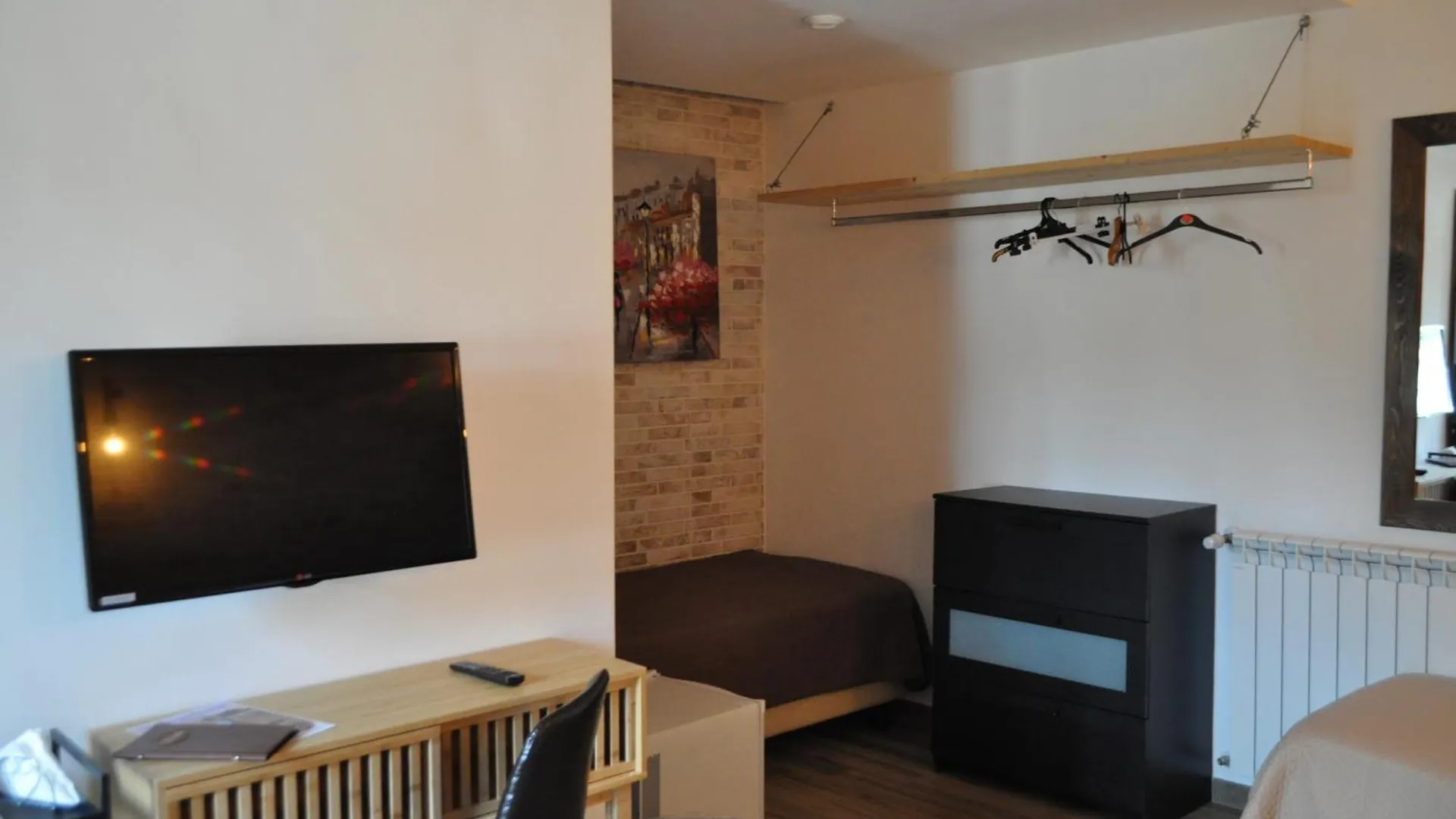 Croce Vallone Agrihotel Biancavilla Italia